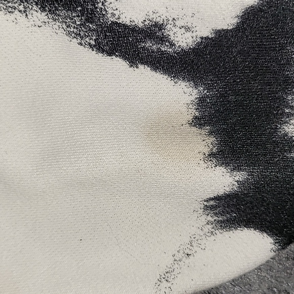 Nike. Embroidered. Crewneck. Streetwear. Women's Size Medium - Picture 16 of 16